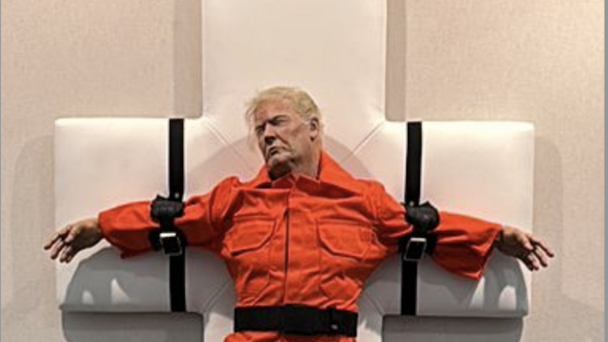 g4-hero-15-mason-storm-05 Mason Storm, «Saint or Sinner» – Skulptur von Donald Trump im orangen Häftlingsanzug